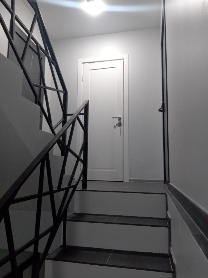 New Apartments Vip 3 Liov Exterior foto